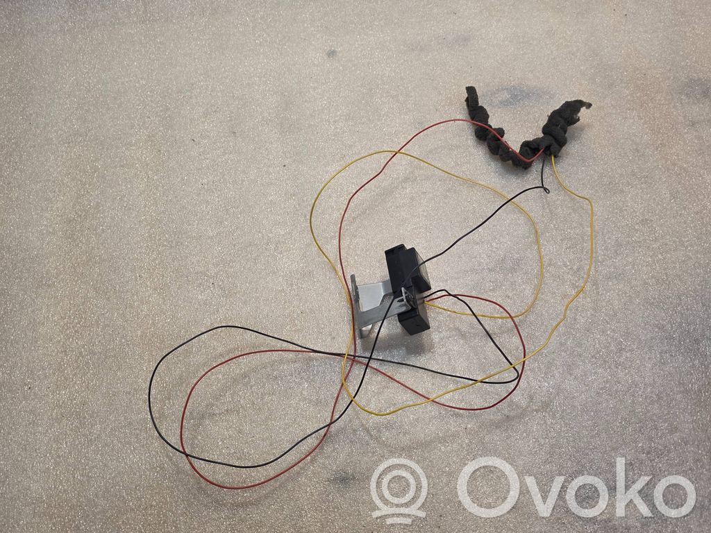 Audi A8 S8 D2 4D Antenos stiprintuvas 