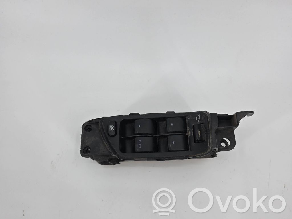 Subaru Legacy Electric window control switch 