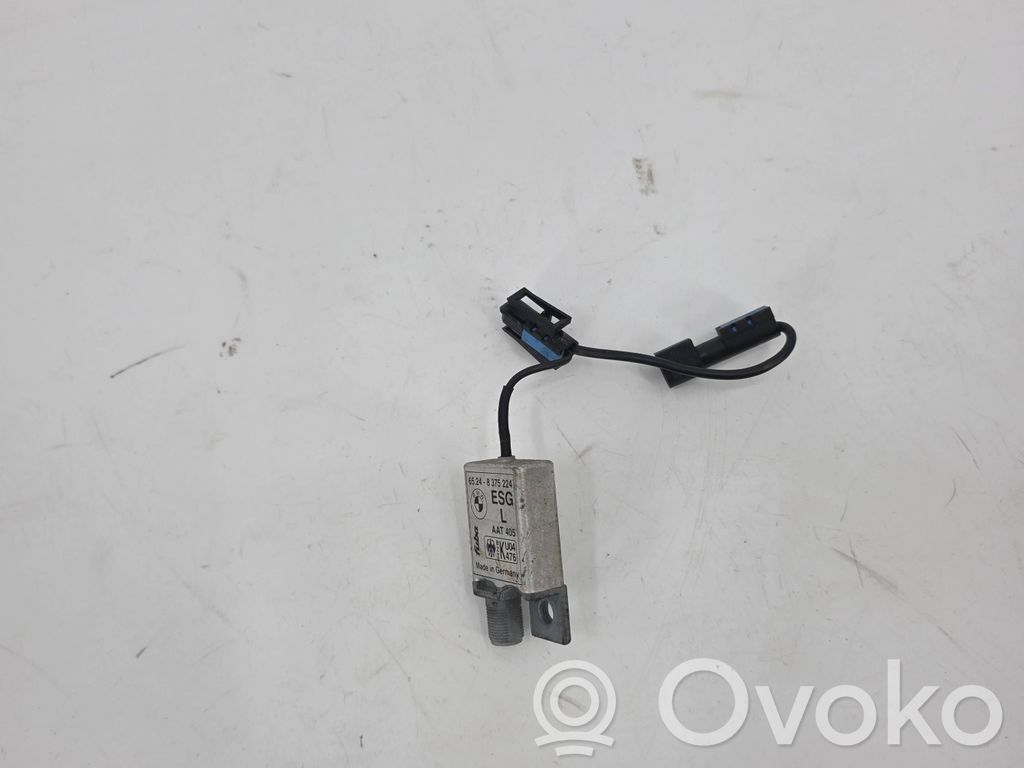 BMW 7 E38 Antenos stiprintuvas 