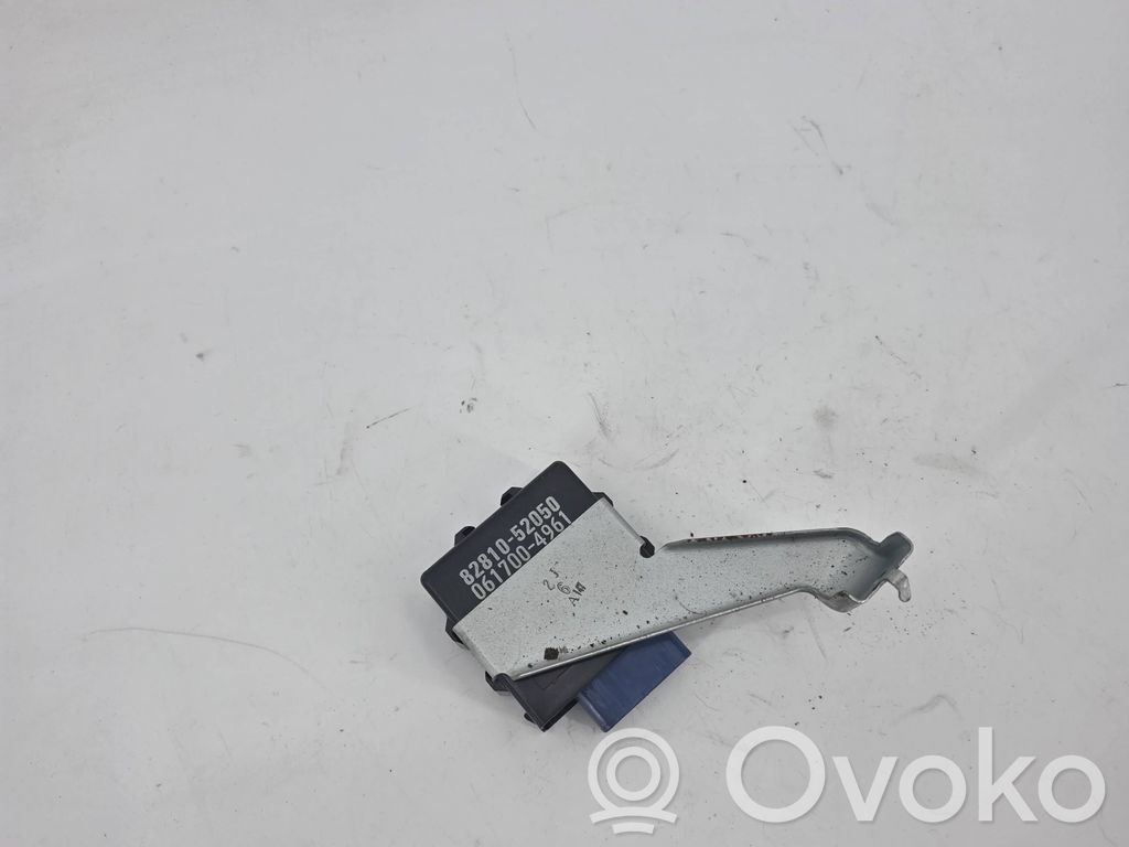 Toyota Yaris Päivänvalon rele 