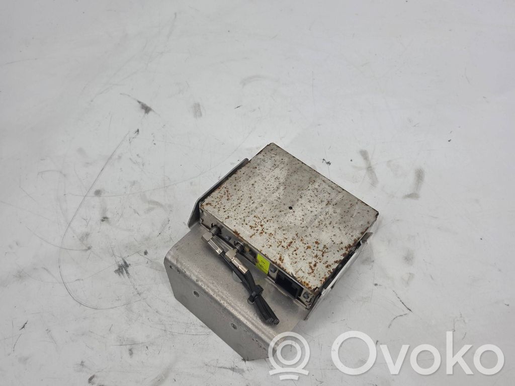 GPS navigation control unit/module   7612001306,4D0919894
