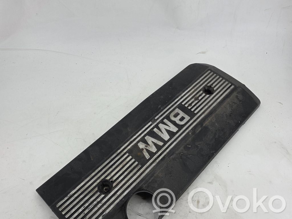 Motorabdeckung