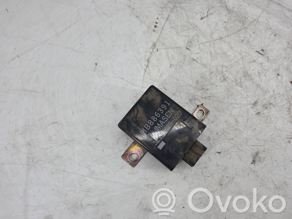 Mitsubishi Pajero Sonstige Steuergeräte / Module 