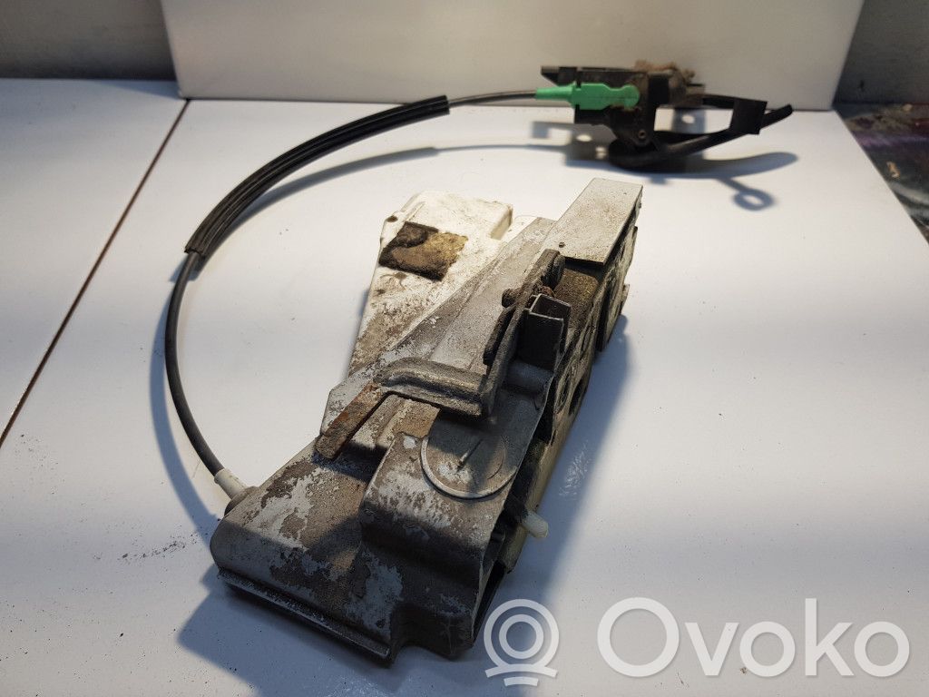 Volkswagen Sharan Priekšpusē slēdzene 