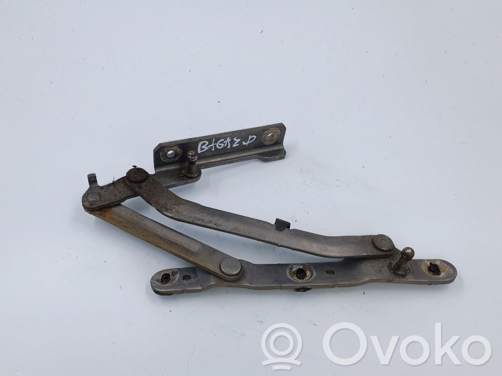 Alfa Romeo 166 Tailgate/trunk/boot hinge 
