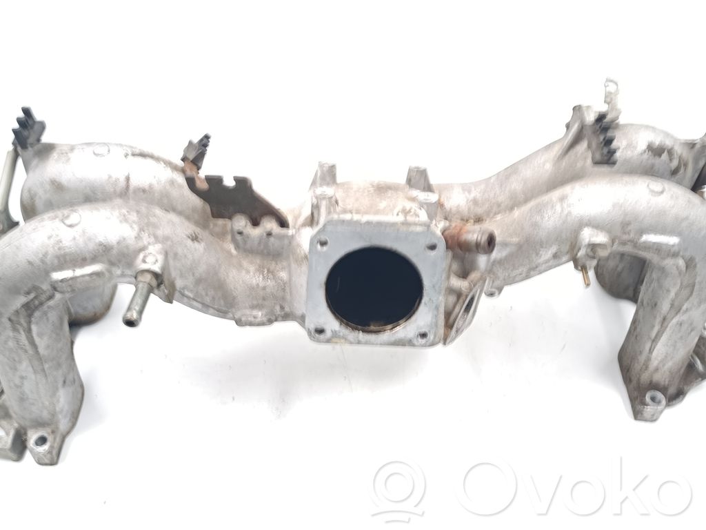 Subaru Legacy Intake manifold 