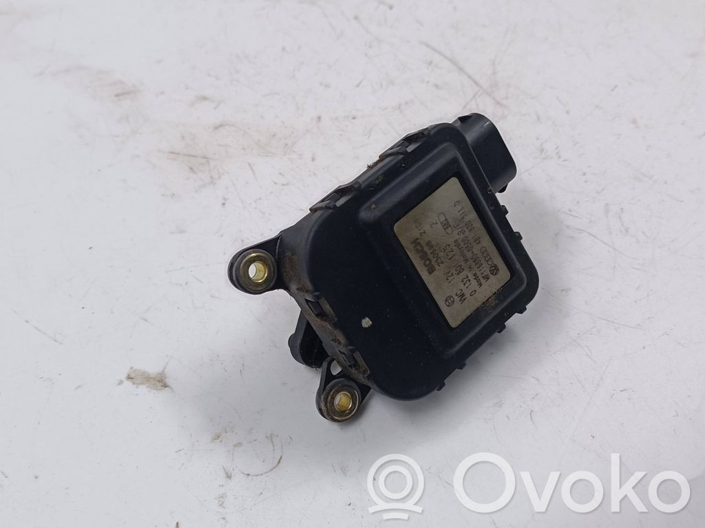 Audi A6 S6 C5 4B Motor/actuator clapetă aer 