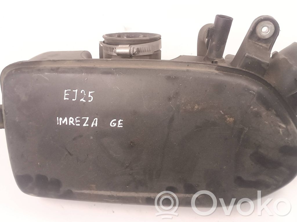 Subaru Impreza III Air filter box 