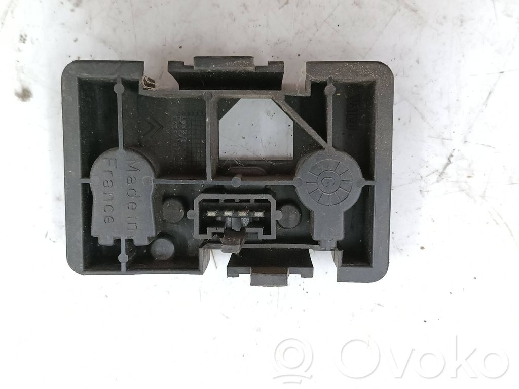 Citroen C3 Tail light bulb cover holder 