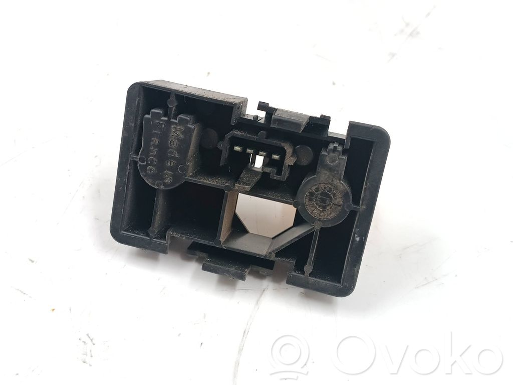 Citroen C3 Tail light bulb cover holder 