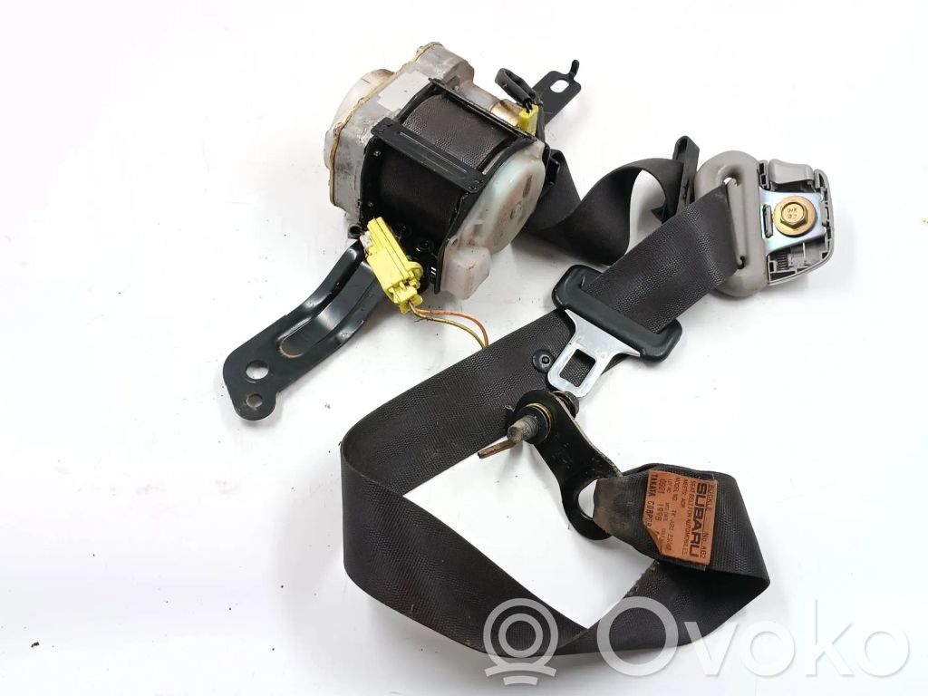 Subaru Legacy Cinturón delantero 