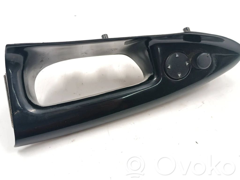 Wing mirror switch   8D0959565