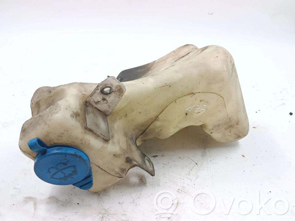 Audi A4 S4 B5 8D Wischwasserbehälter 