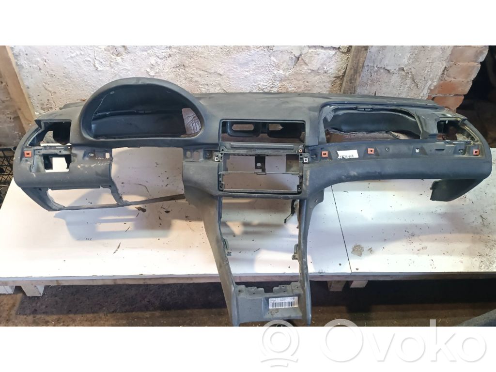 Dashboard   8213799