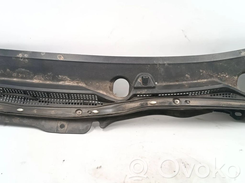 Mazda 2 Wiper trim 