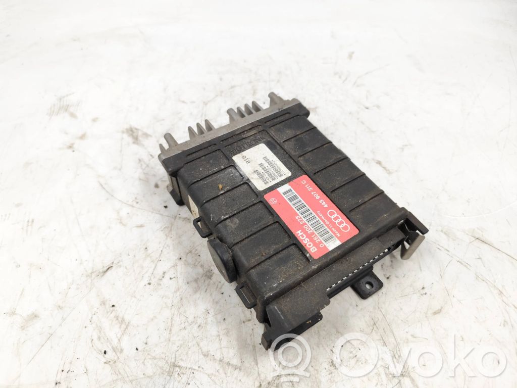 Engine control unit/module   443907311C,26SA1537,0261200273