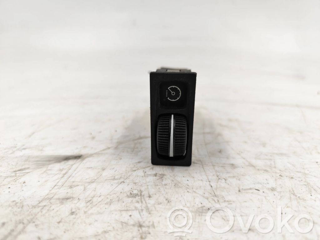 Panel lighting control switch   81A614488RFA