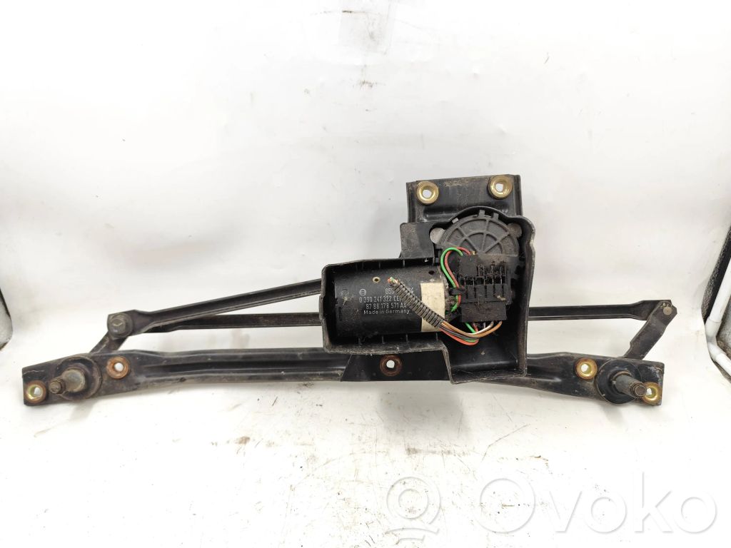 Ford Sierra Wischergestänge Wischermotor vorne 