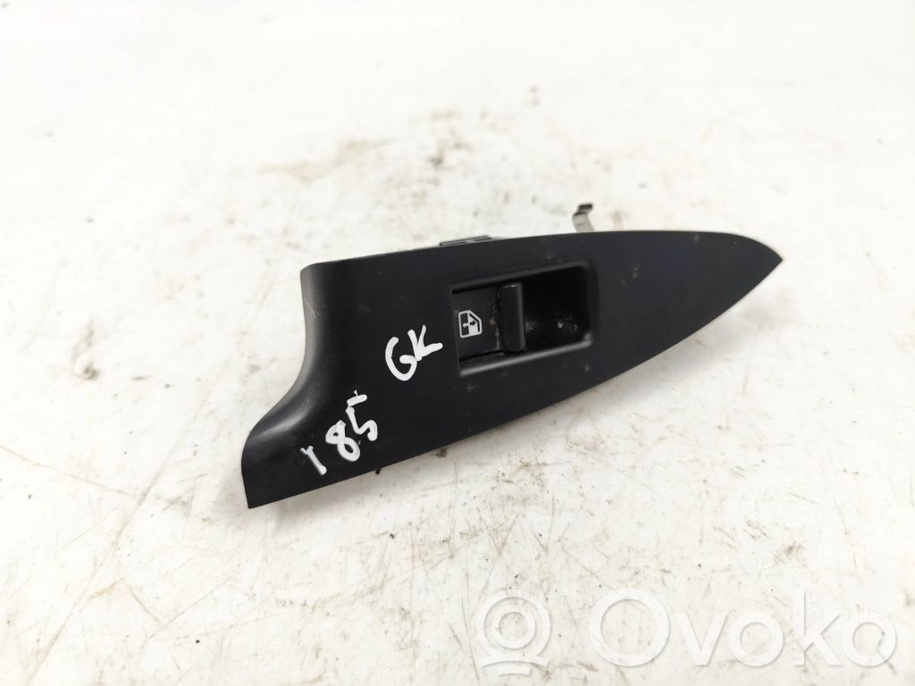 Alfa Romeo Giulietta Electric window control switch 