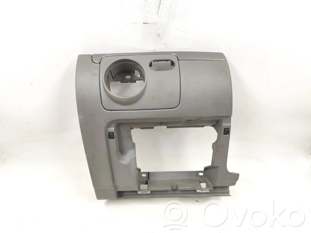 Volkswagen Jetta V Moldura del panel (Usadas) 