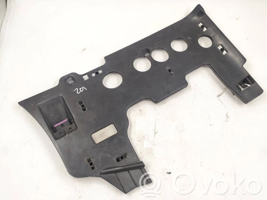 Volkswagen Jetta V Element deski rozdzielczej / dół 