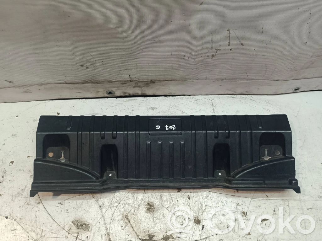 BMW 1 E82 E88 Bagažinės slenksčio apdaila 