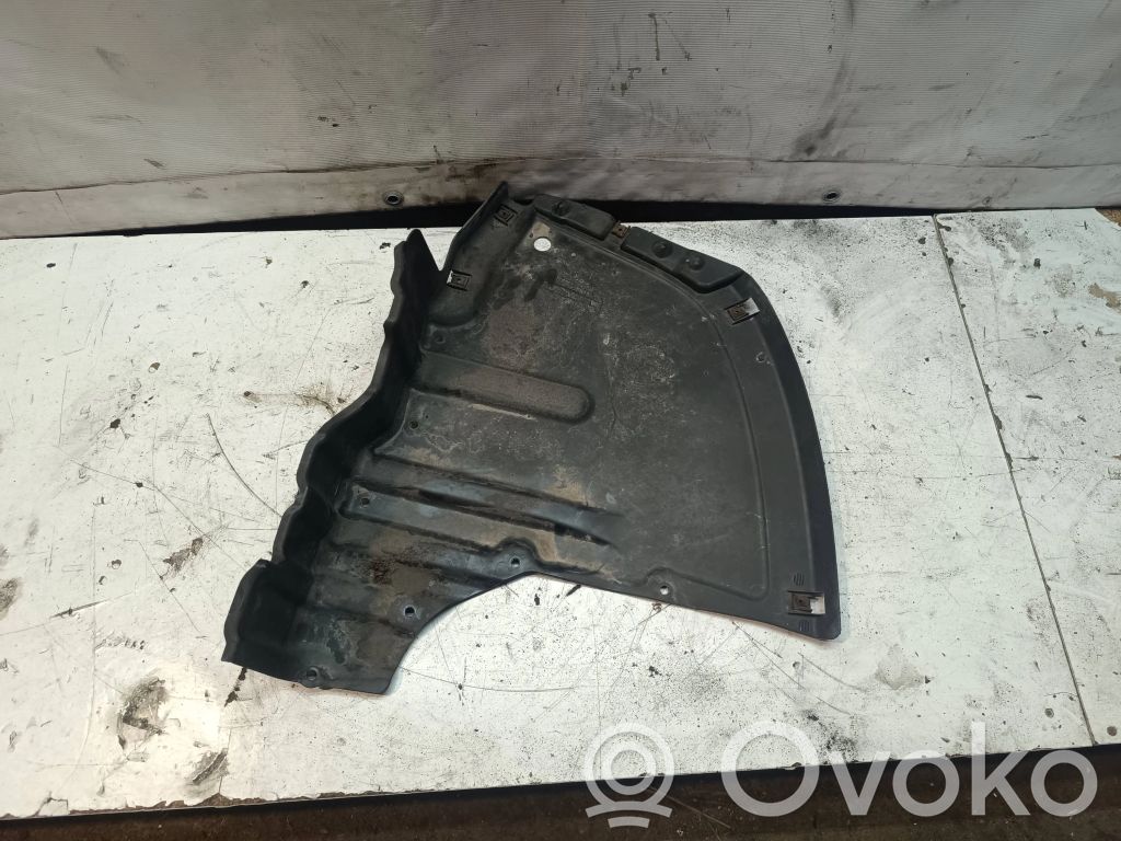 BMW 1 E82 E88 Galinio bamperio dugno apsauga 
