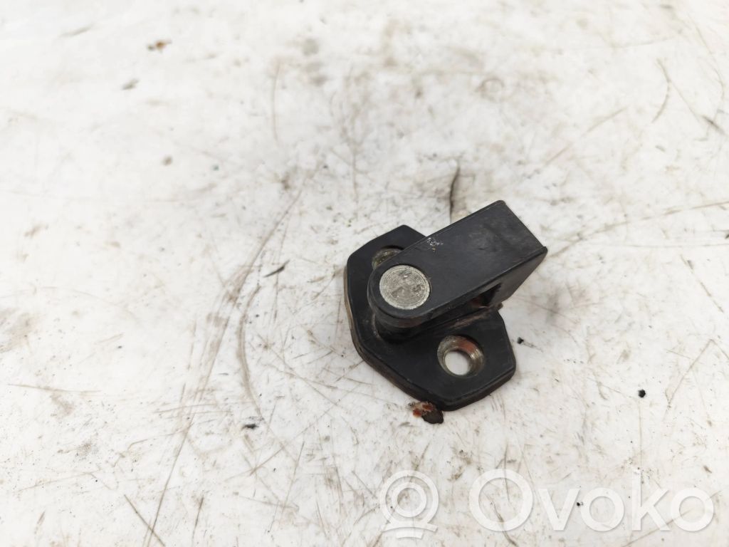 BMW 3 E36 Front door lock loop/hook striker 