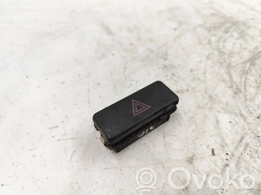 Hazard light switch   61311374220,61311390752