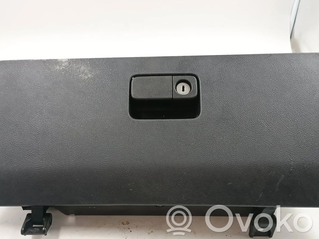 Guantera   77500SWAE010M1