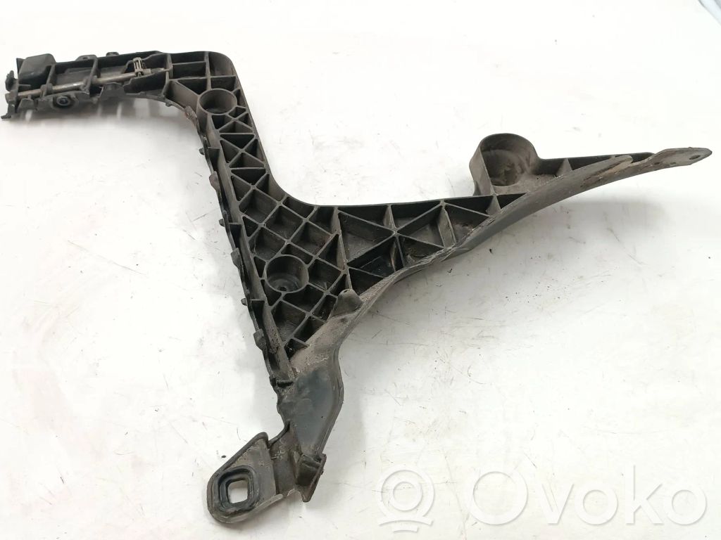 Audi A3 S3 8P Soporte de montaje del parachoques trasero 