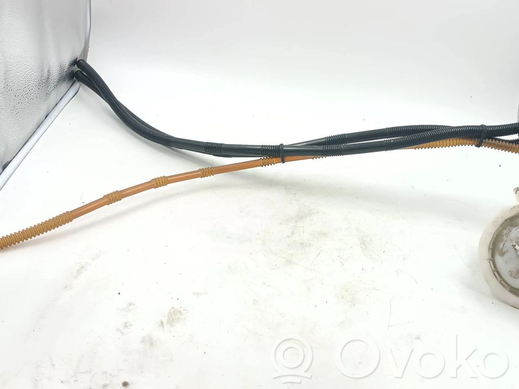BMW 3 E90 E91 Fuel level sensor 