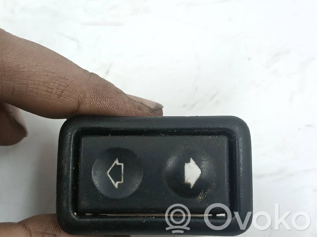 BMW 3 E36 Electric window control switch 