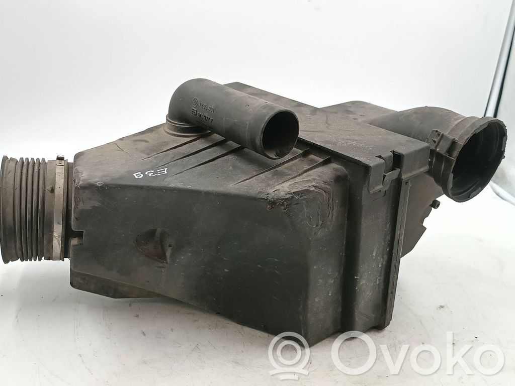 BMW 5 E39 Air filter box 