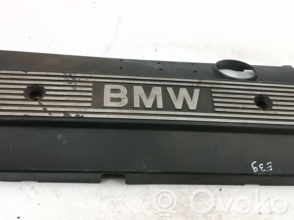 BMW 5 E39 Variklio dangtis (apdaila) 