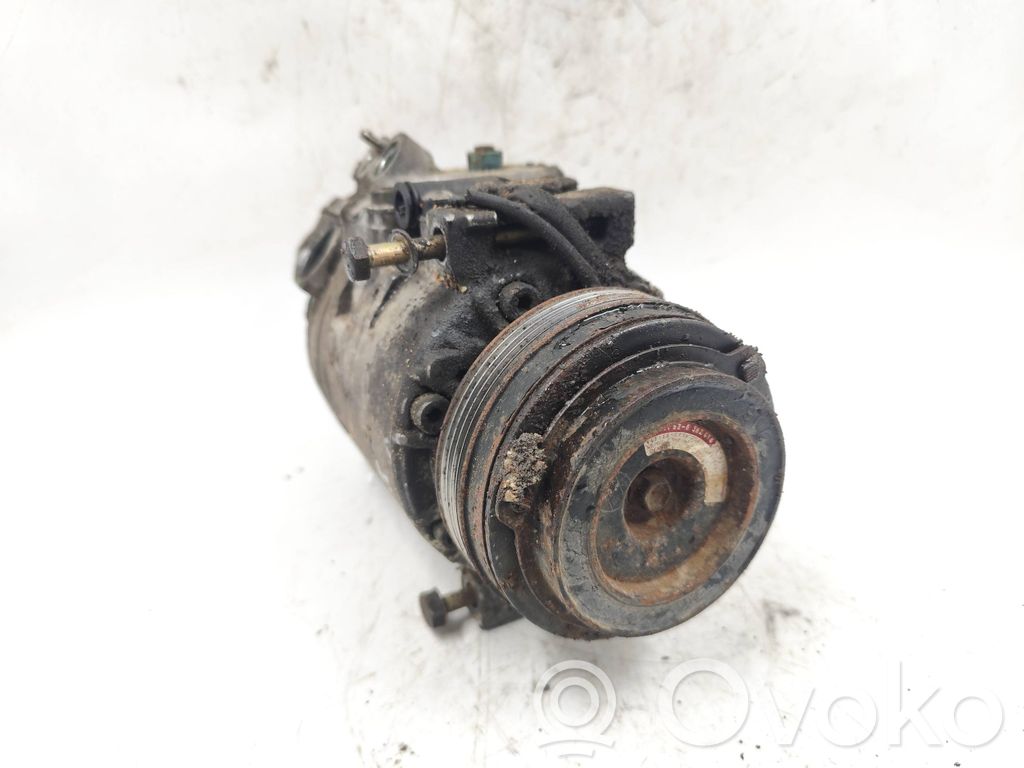 BMW 5 E39 Air conditioning (A/C) compressor (pump) 