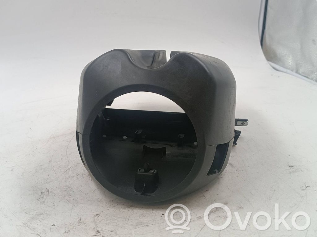 Steering wheel column trim   6757670