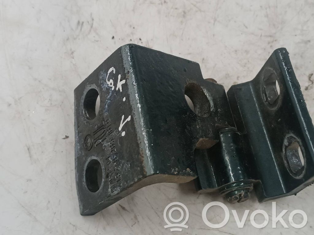 BMW X5 E53 Rear door upper hinge 