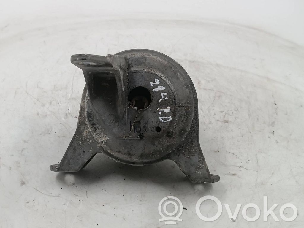 Opel Zafira B Engine mount bracket 