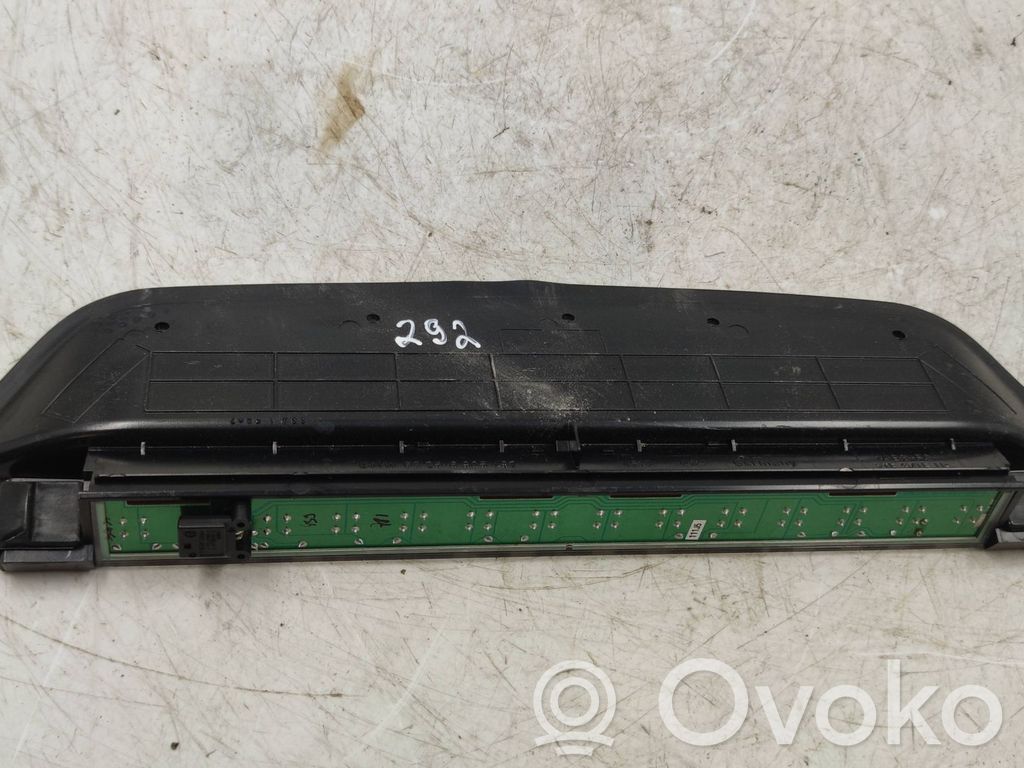 BMW 3 E46 Third/center stoplight 