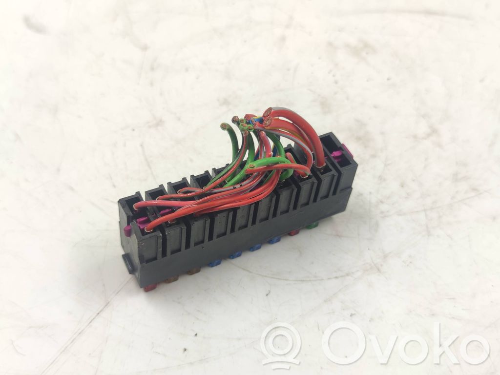 Fuse module   4D0937501