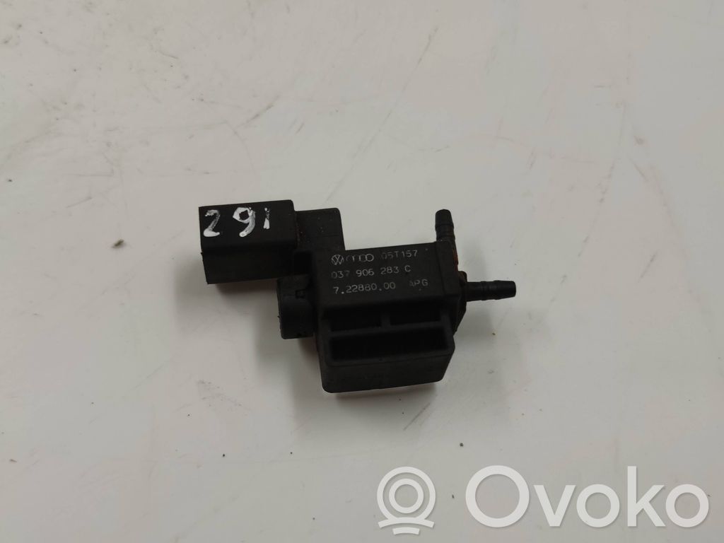 Audi A6 S6 C6 4F Zawór podciśnienia / Elektrozawór turbiny 