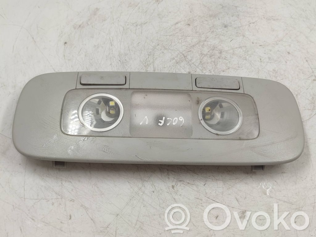 Volkswagen Golf V Rear seat light 