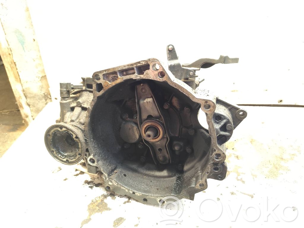 Volkswagen Golf V Boîte de vitesses manuelle à 5 vitesses 