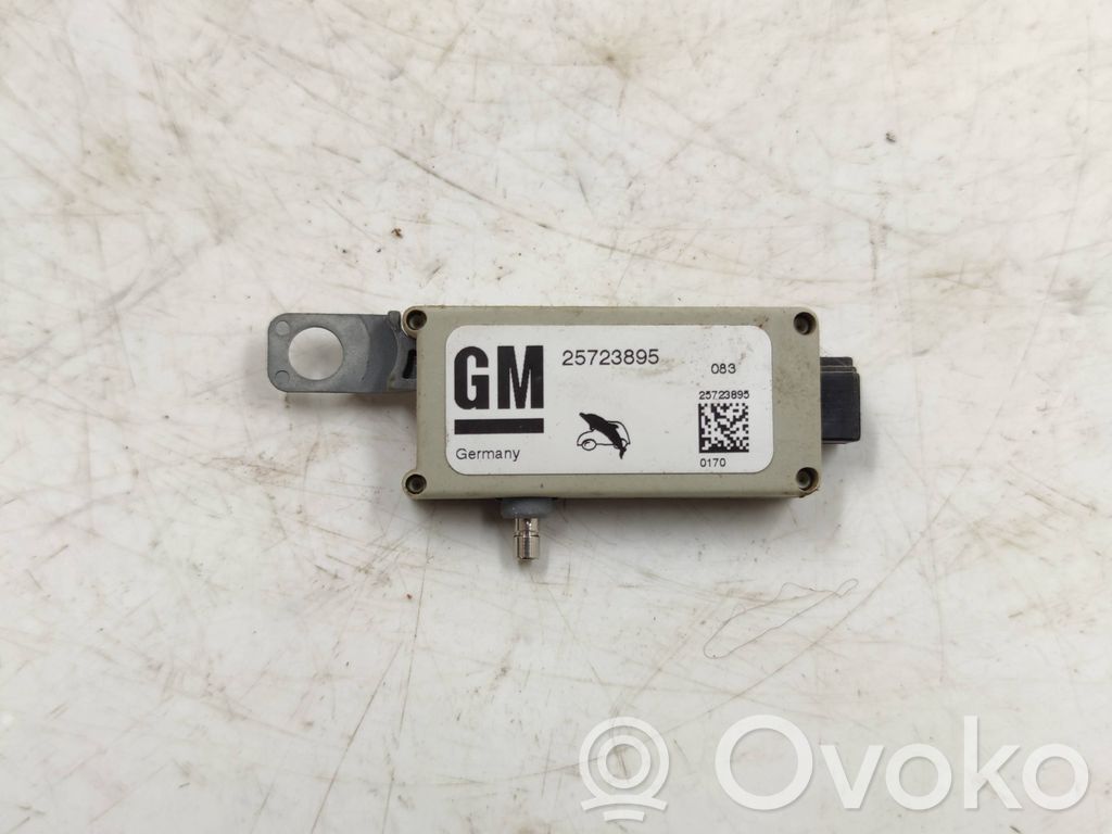 Cadillac CTS Antenos stiprintuvas 