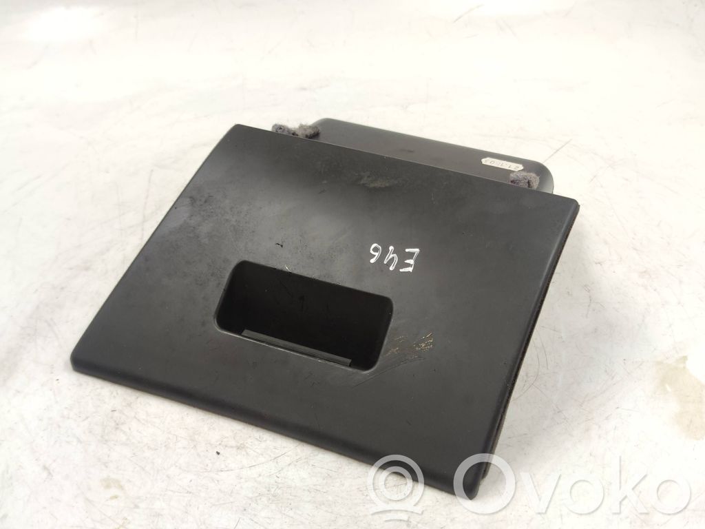 BMW 3 E46 Glove box 