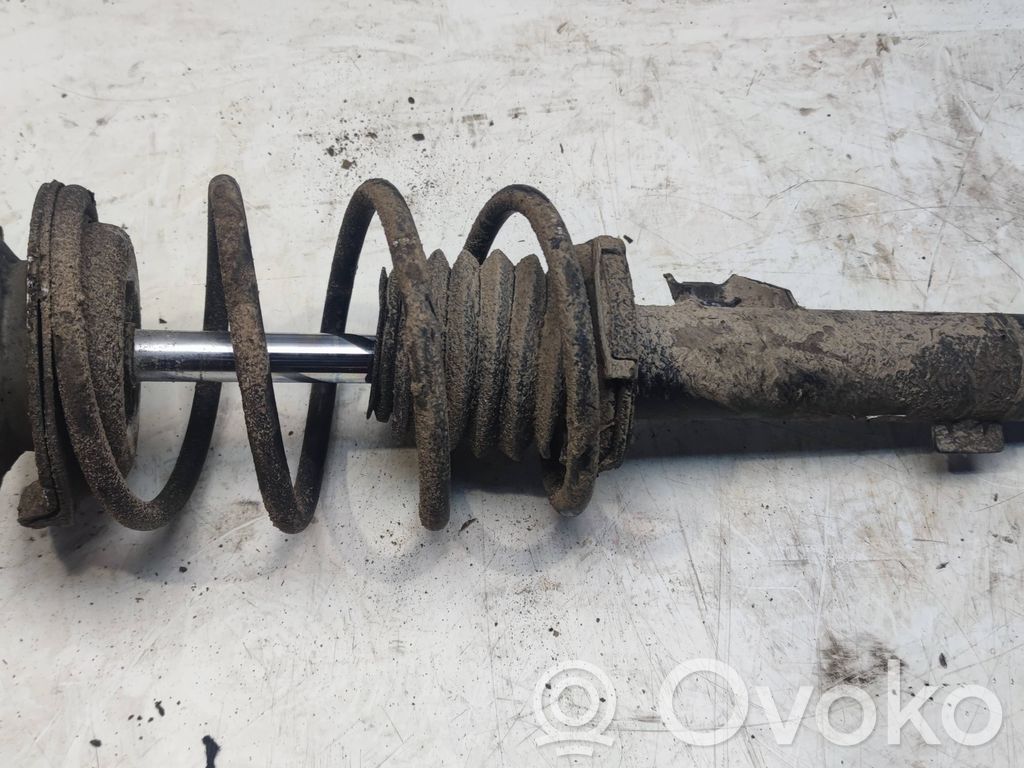 BMW 3 E90 E91 Front shock absorber with coil spring 