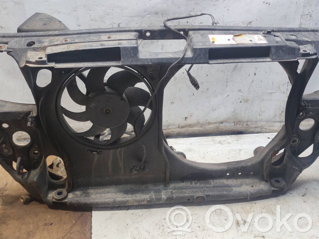 Audi A4 S4 B5 8D Schlossträger frontträger frontmaske 