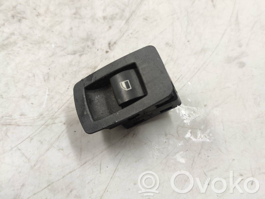 BMW X3 E83 Electric window control switch 