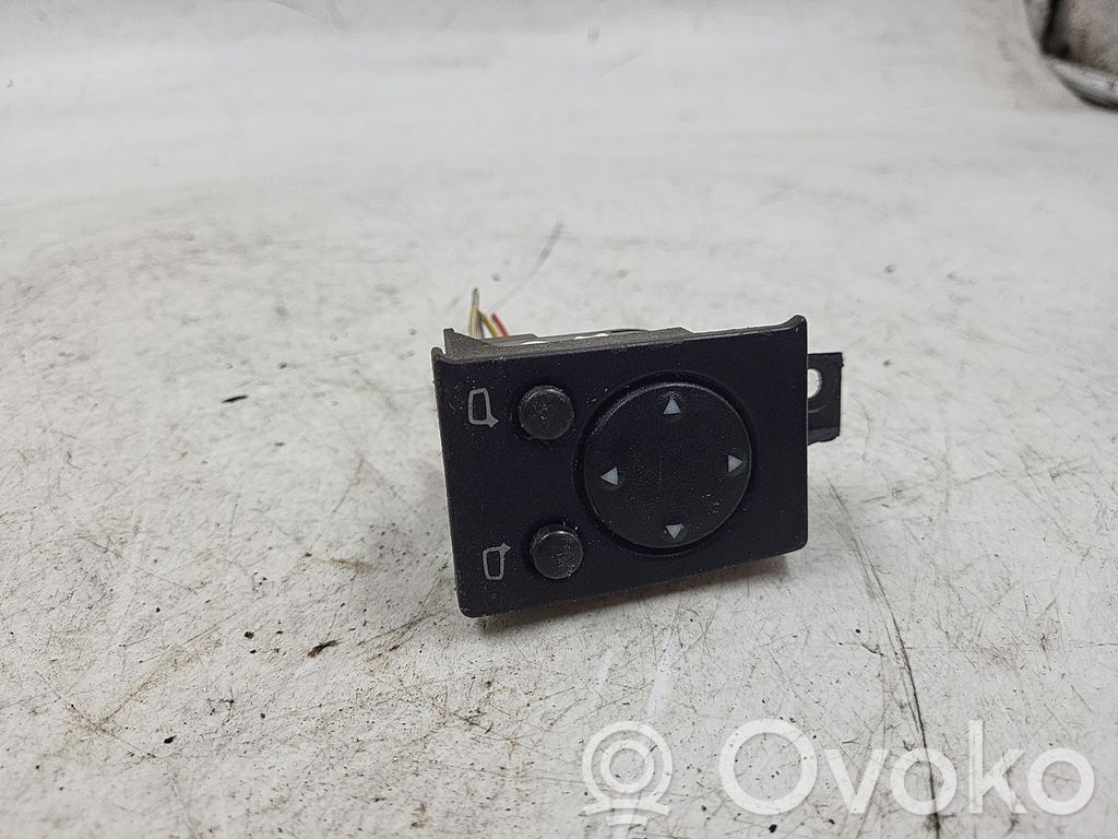 Wing mirror switch   4A0959565